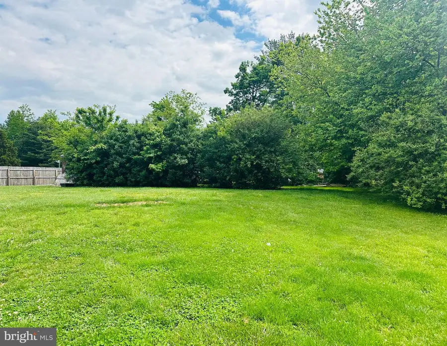 3723 W Ox Rd, Fairfax, VA 22033 - #2