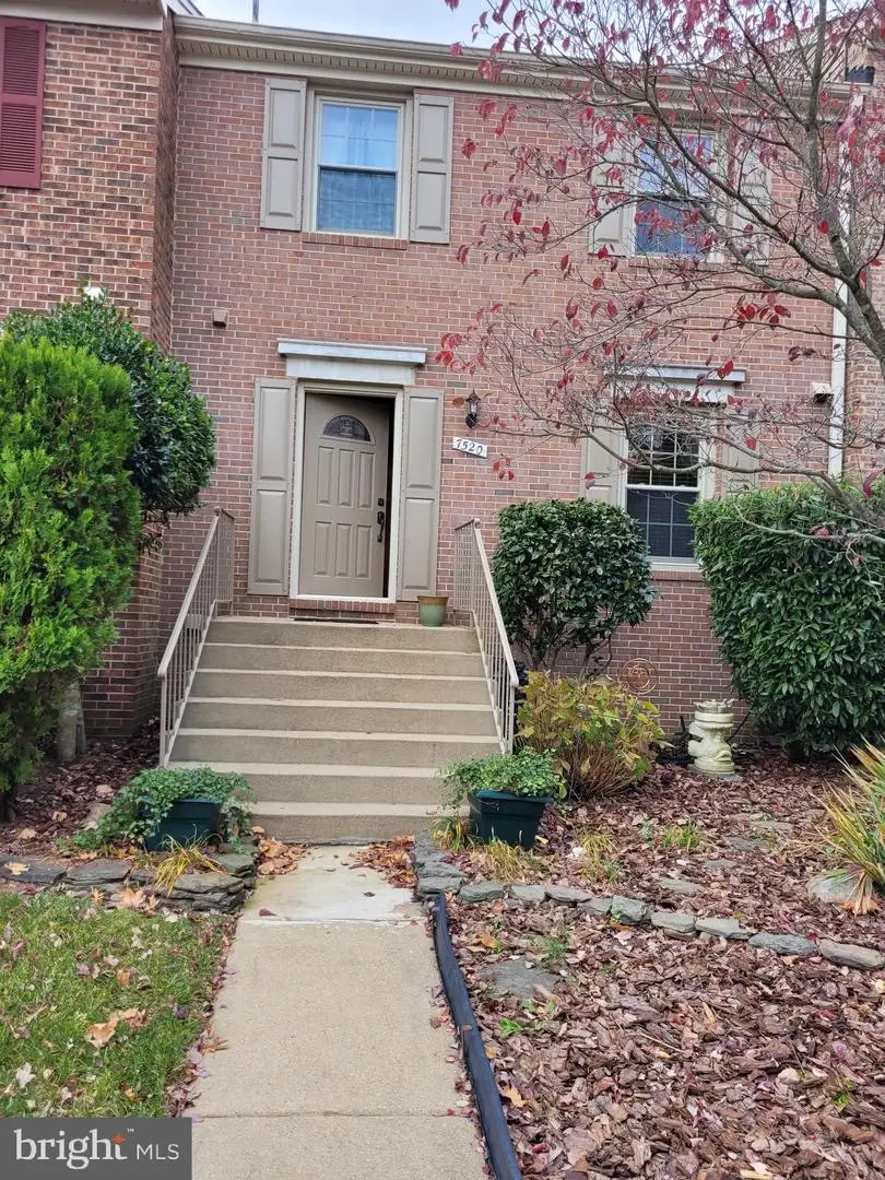 7520 Amesbury Ct, Alexandria, VA 22315 - Image #1