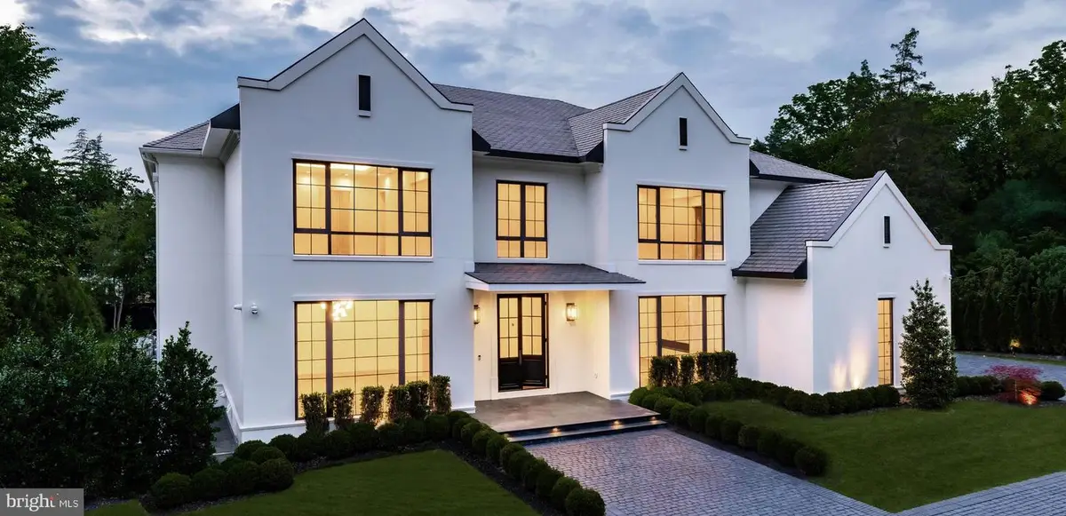 1102 Chain Bridge Rd, McLean, VA 22101 - Image #1