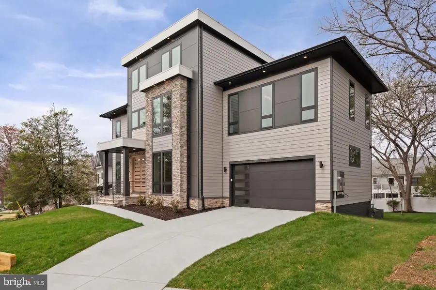 505 Adelman Cir Sw, Vienna, VA 22180 - #3