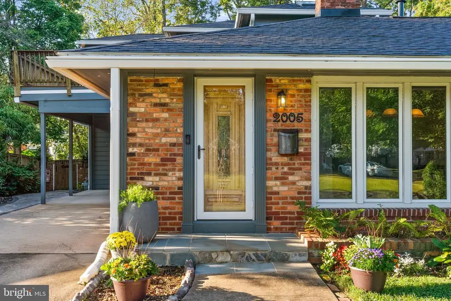 2005 Clark Pl, Alexandria, VA 22308 - Image #3