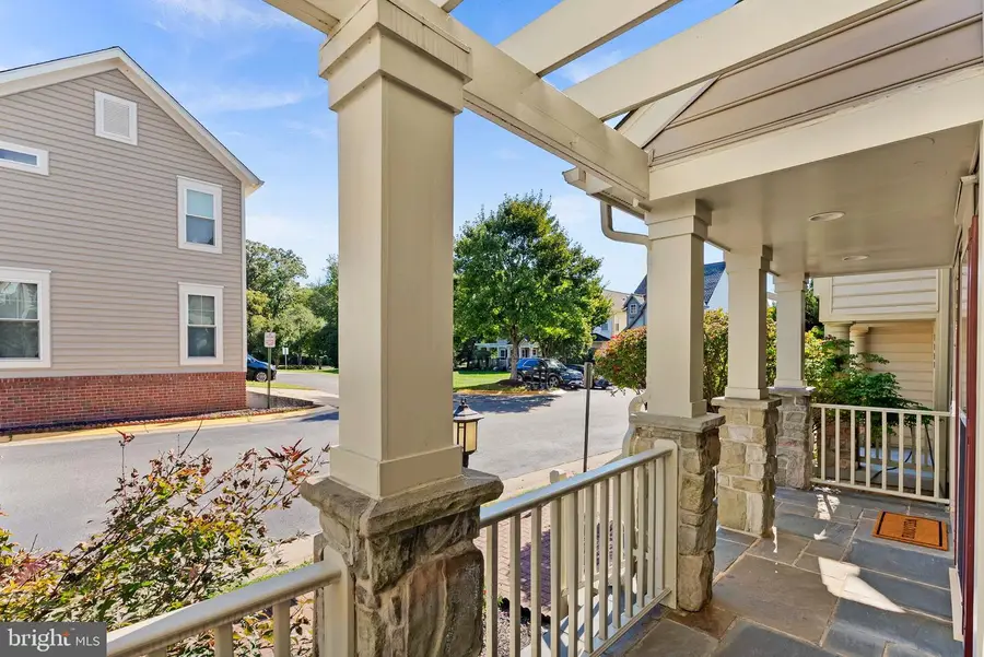 7757 Grandwind Dr, Lorton, VA 22079 - Image #3