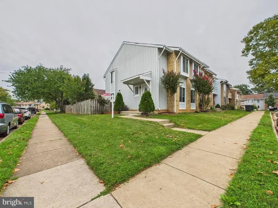 2100 Berger Pl, Herndon, VA 20170 - Image #3