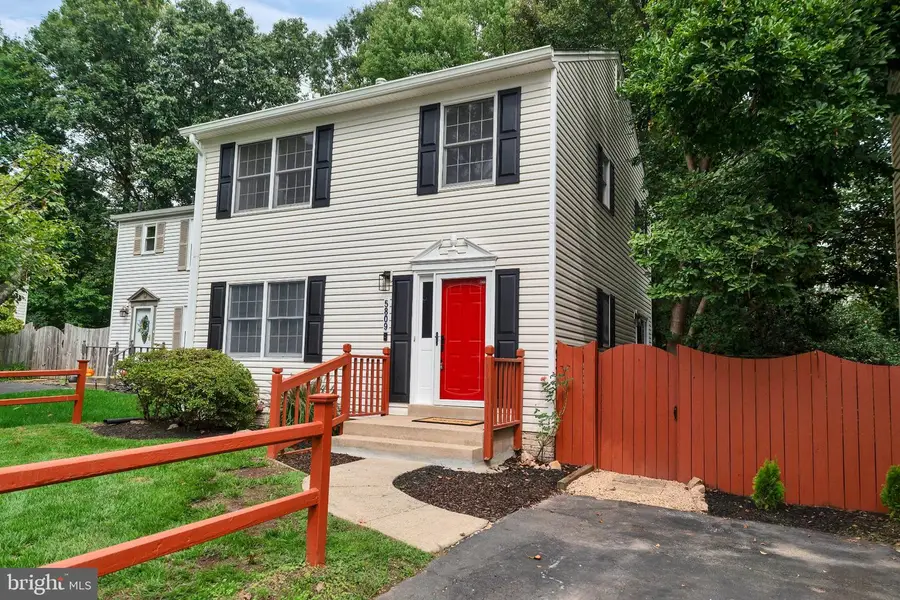 5809 Shana Pl, Burke, VA 22015 - Image #2