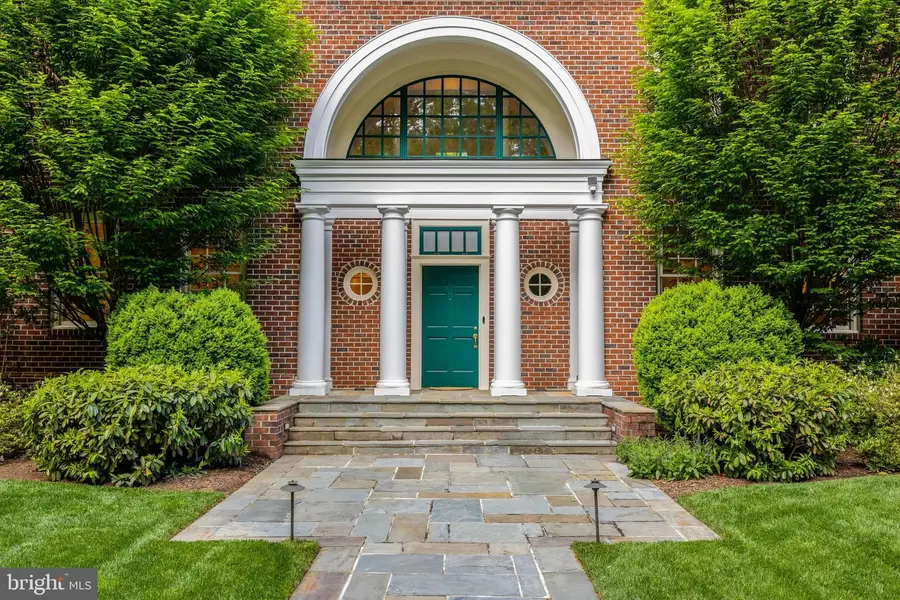1110 Brook Valley Ln, McLean, VA 22102 - #3