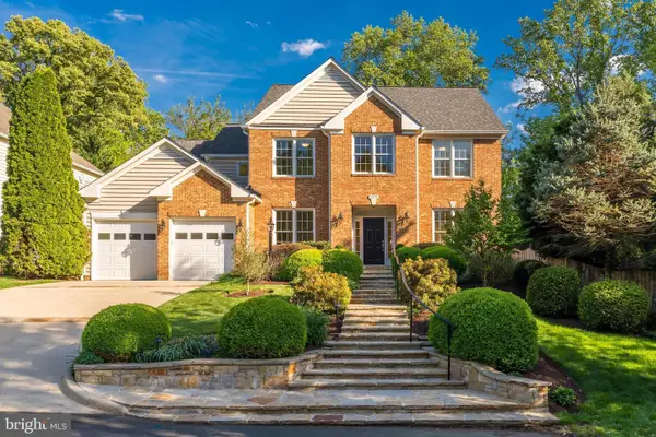 6915 Saint Albans Rd, MCLEAN, VA 22101