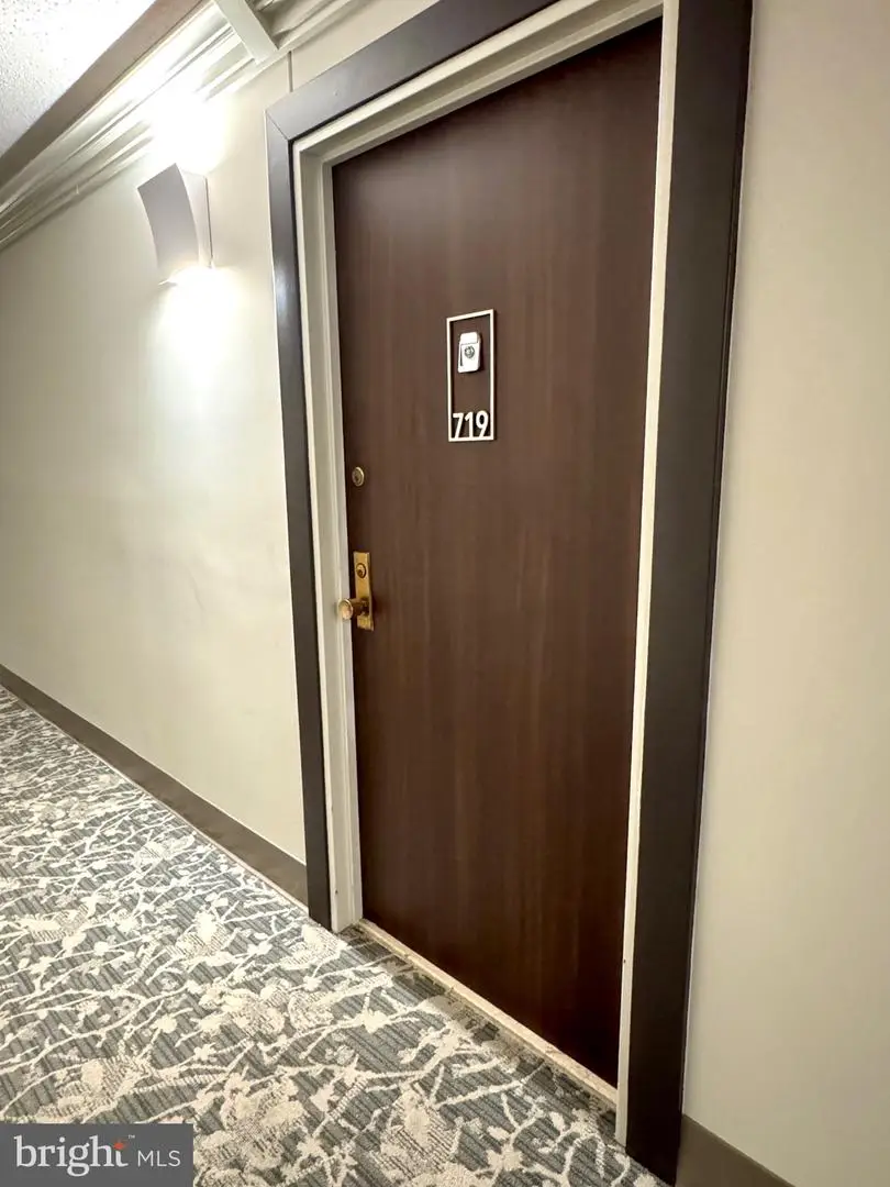 2300 Pimmit Dr #719, Falls Church, VA 22043 - Image #2