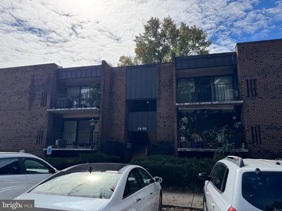 7905 Dassett Ct #304, Annandale, VA 22003 - Image #2