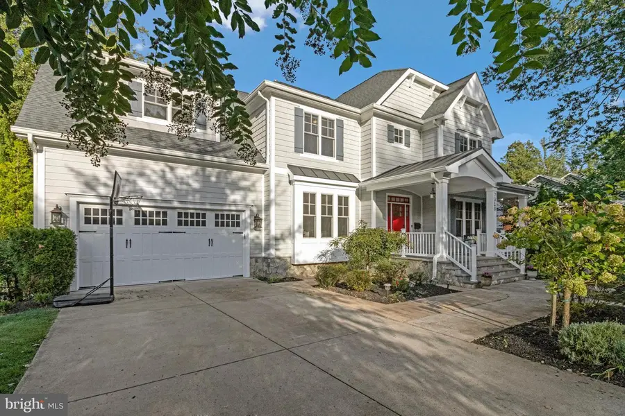 7310 Hughes Ct, Falls Church, VA 22046 - Image #2