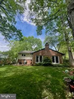5669 Ravenel Ln, Springfield, VA 22151 - Image #2