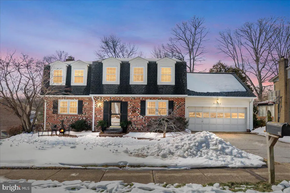 5262 Pumphrey Dr, Fairfax, VA 22032 - #1