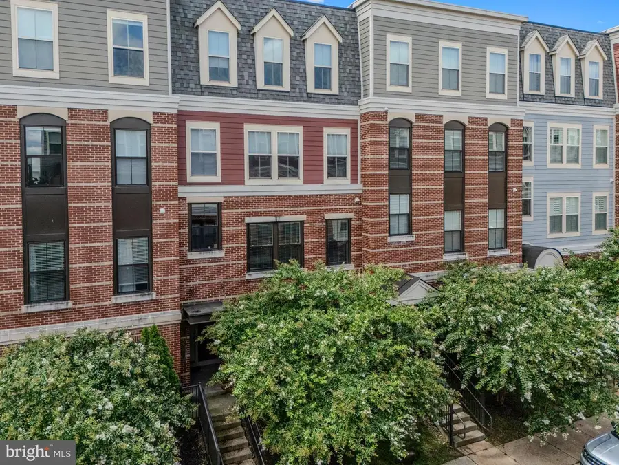 10719 Viognier Ter, Fairfax, VA 22032 - Image #2