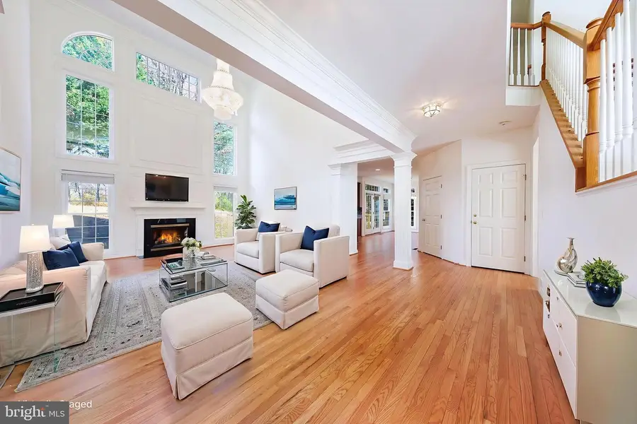 4875 Annamohr Dr, Fairfax, VA 22030 - Image #2