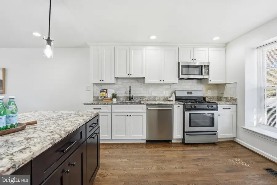 7460 Towchester Ct, Alexandria, VA 22315 - Image #3