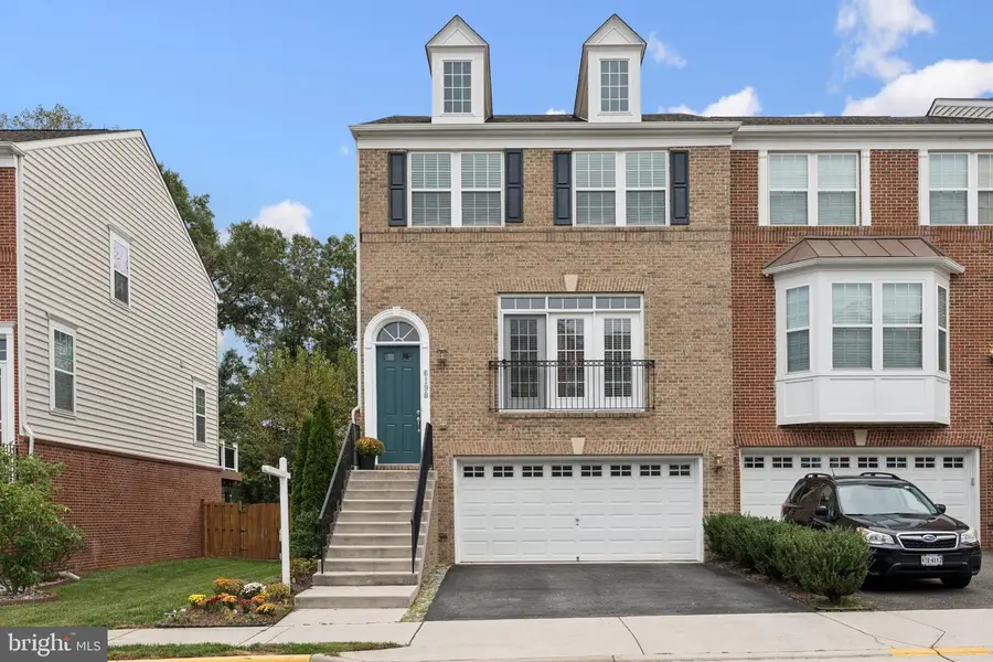 6198 Royal Crest Lane, Alexandria, VA 22310 - Image #2
