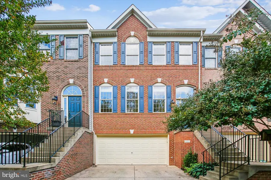 3852 Elmwood Towne Way, Alexandria, VA 22303 - Image #2