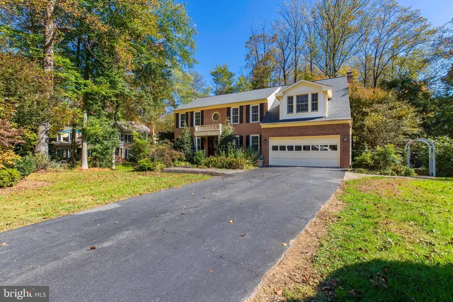 6305 Barsky Ct, Fairfax Station, VA 22039 - Image #3