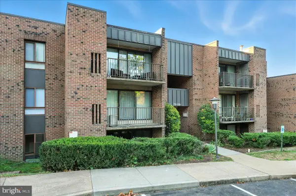 7809 Dassett Ct #101, ANNANDALE, VA 22003