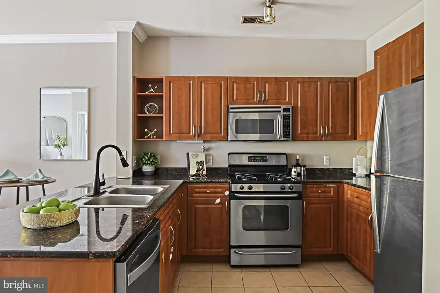 12945 Centre Park Cir #208, Herndon, VA 20171 - Image #3