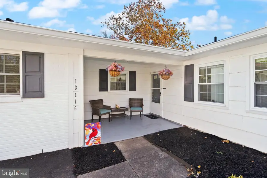 13116 Penndale Ln, Greenbriar, VA 22033 - Image #2