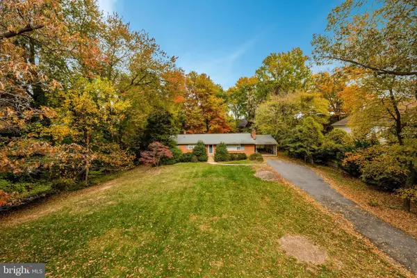 6424 Divine St, MCLEAN, VA 22101