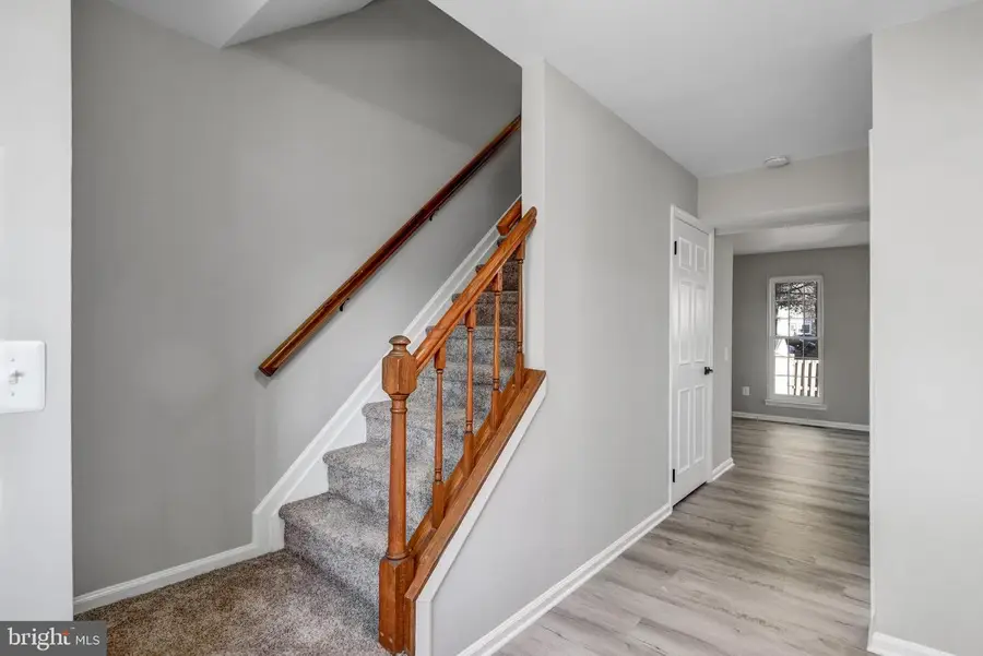 14822 Millicent Ct, Centreville, VA 20120 - Image #3