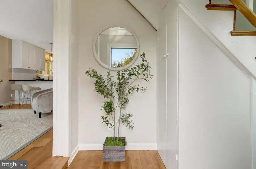 6402 Potomac Ave, Alexandria, VA 22307 - Image #3