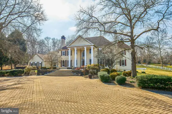 6830 Clifton Rd, CLIFTON, VA 20124