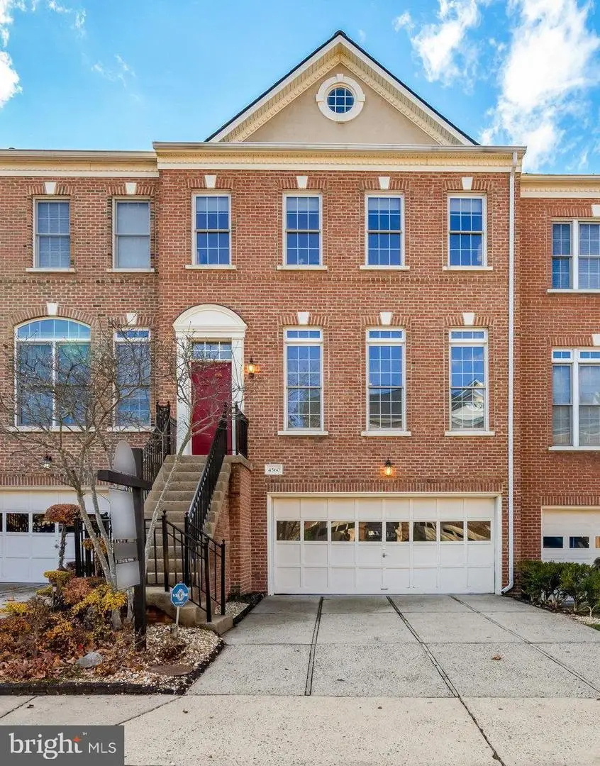 4560 Fair Valley Dr, Fair Lakes, VA 22033 - Image #3