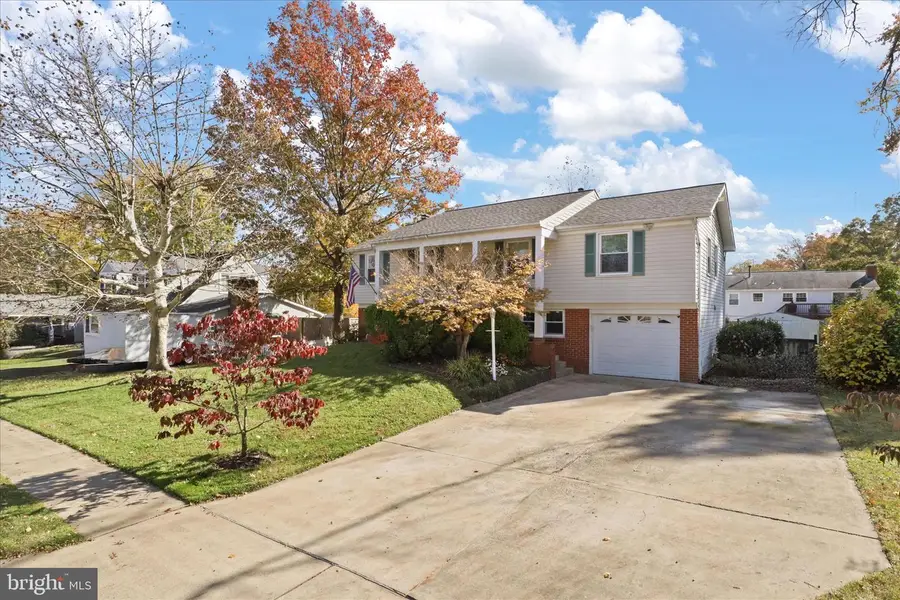 5405 Dunsmore Rd, Alexandria, VA 22315 - Image #3