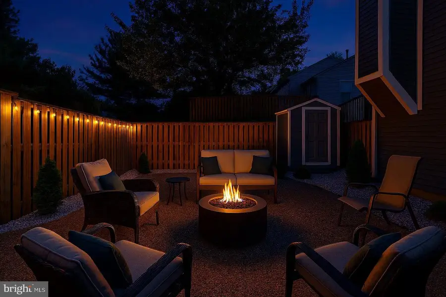 6347 Chimney Wood Ct, Alexandria, VA 22306 - Image #3