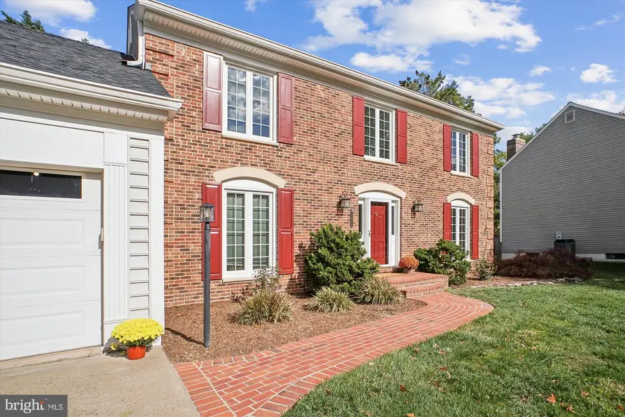 12816 Cross Creek Ln, Herndon, VA 20171 - Image #2