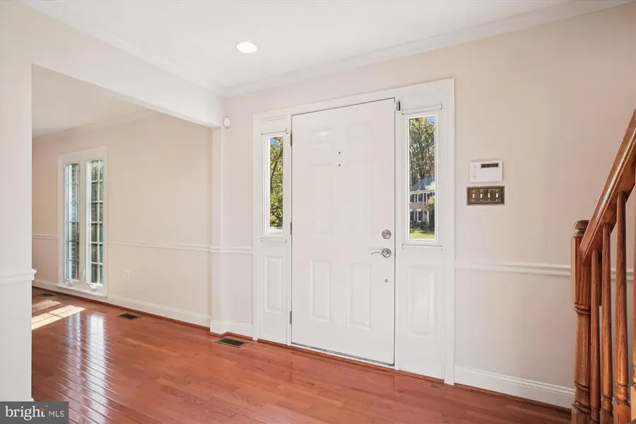 12816 Cross Creek Ln, Herndon, VA 20171 - Image #3