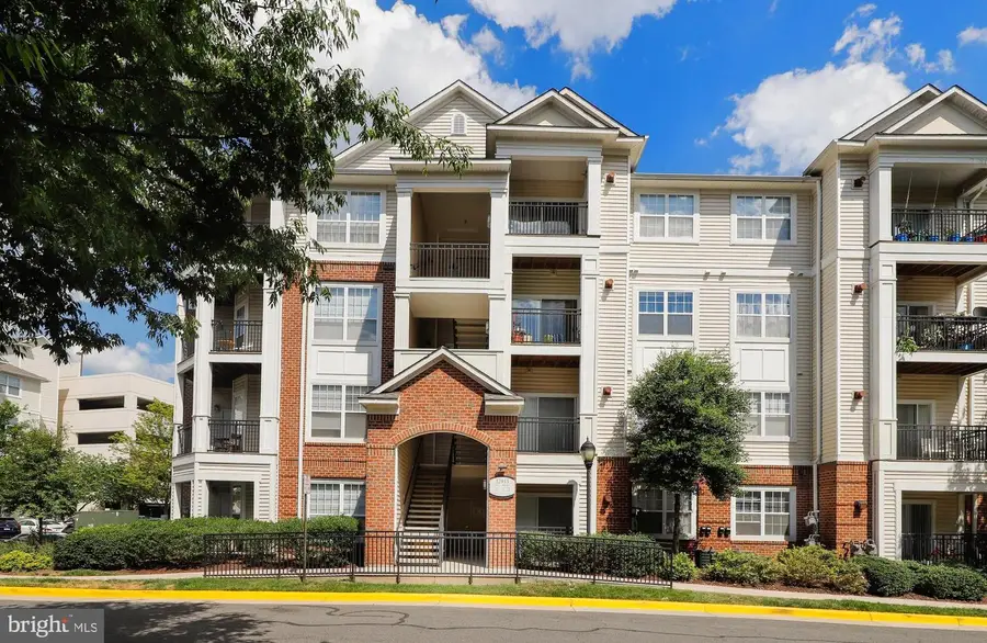 12925 Centre Park Cir #304, Herndon, VA 20171 - Image #2