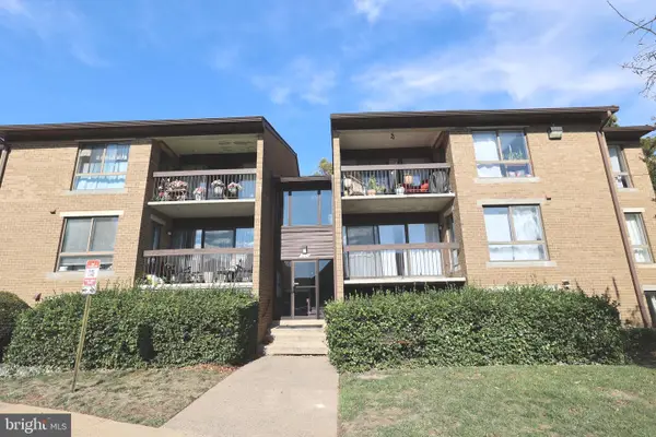 545 Florida Ave #102, HERNDON, VA 20170