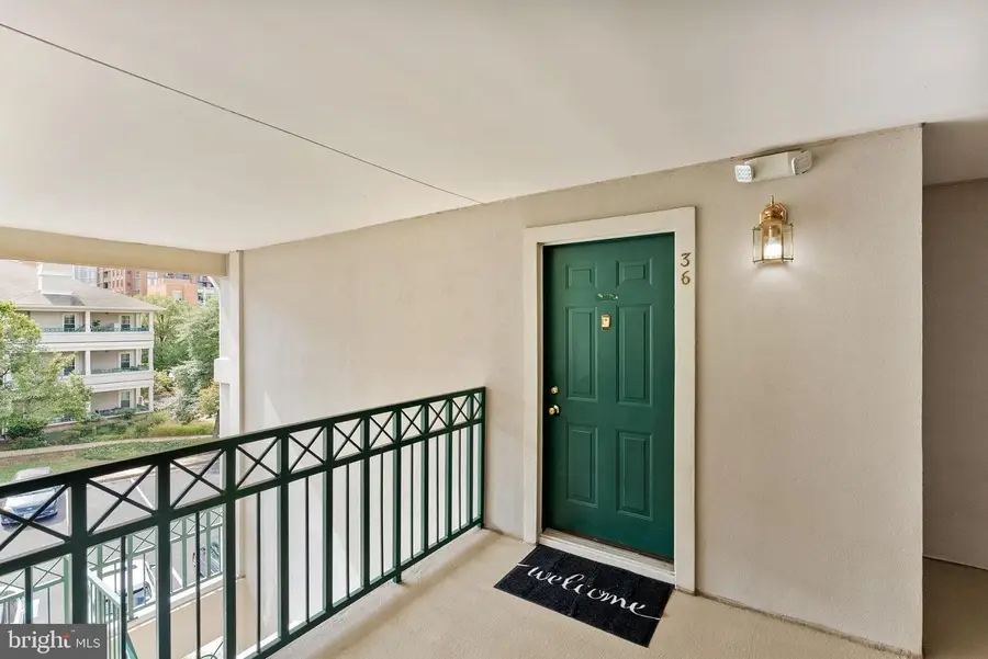 12000 Taliesin Pl #36, Reston, VA 20190 - Image #2