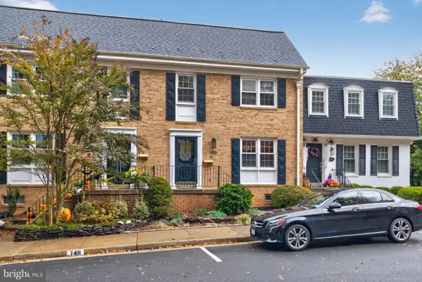 7416 Hallcrest, MCLEAN, VA 22102
