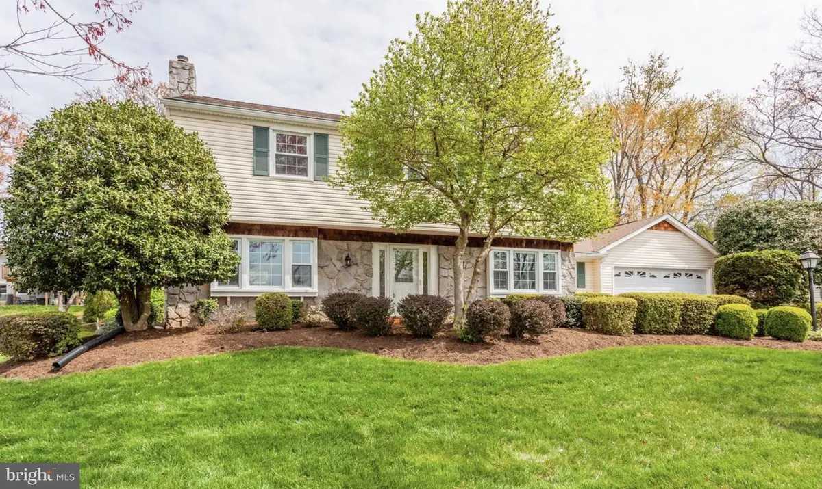 4403 Moylan Ln, Greenbriar, VA 22033 - Image #1