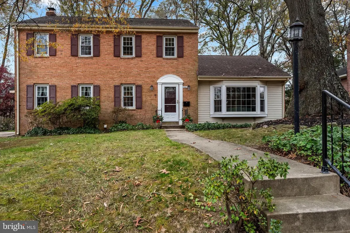 8601 Buckboard Dr, Alexandria, VA 22308 - Image #1