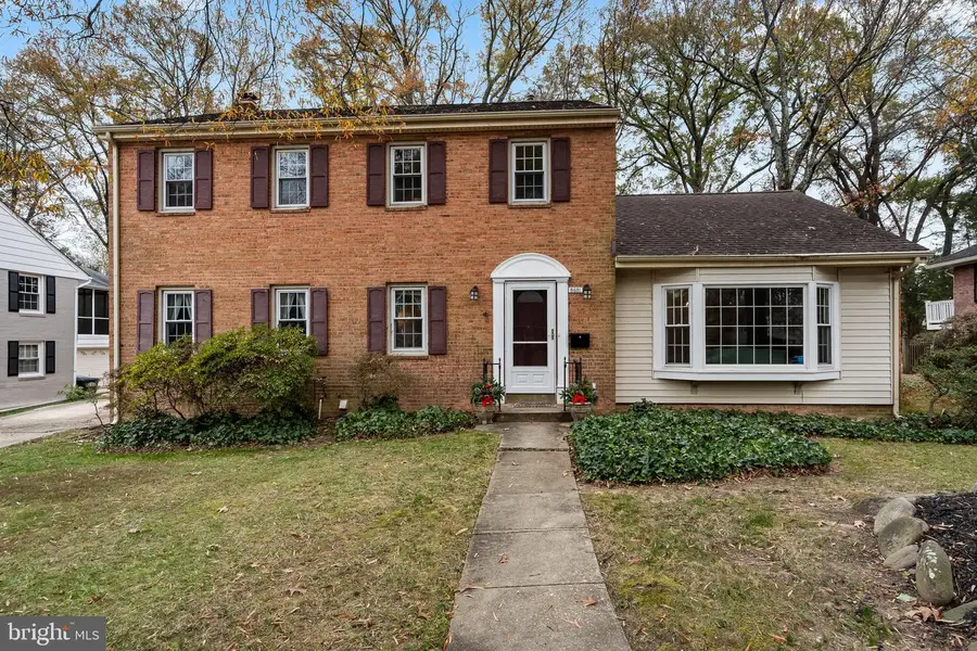 8601 Buckboard Dr, Alexandria, VA 22308 - Image #2