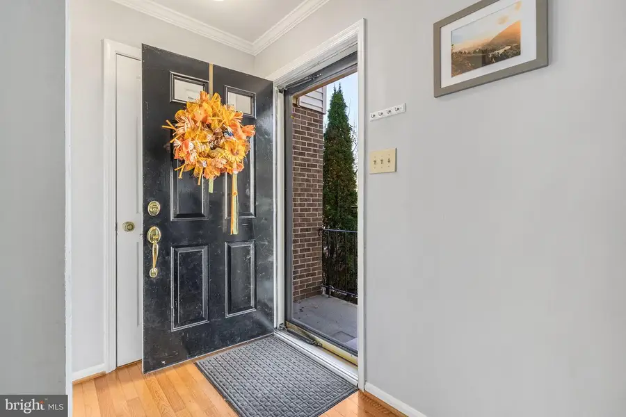 6057 Crown Royal Cir, Alexandria, VA 22310 - Image #3