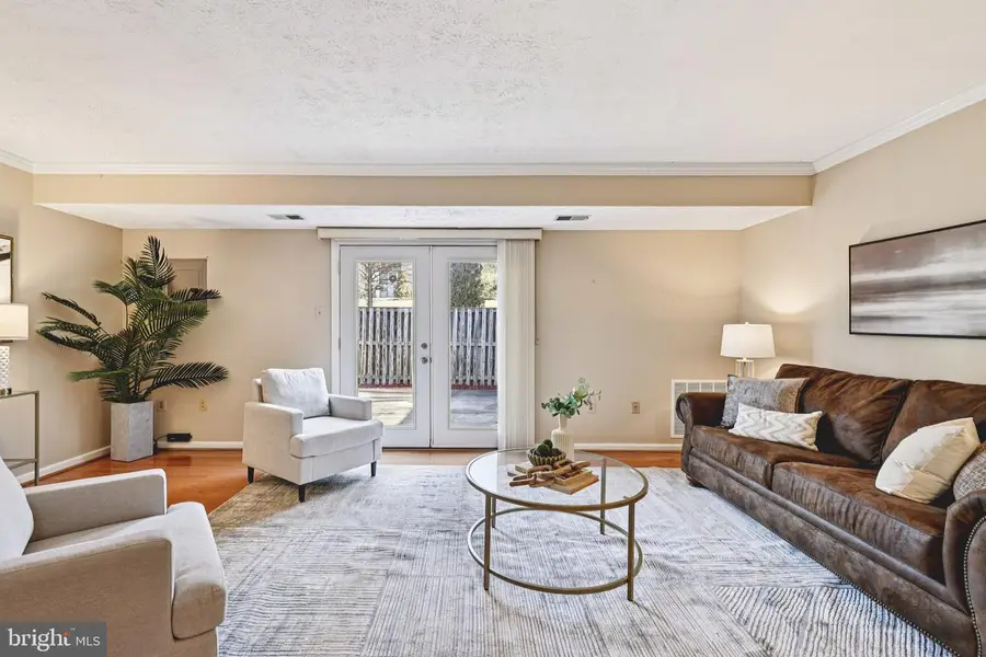 5555 First Statesman Ln, Alexandria, VA 22312 - Image #2