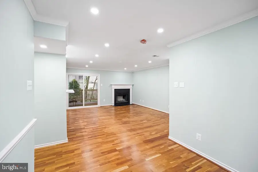 1519 Lincoln Way #201, McLean, VA 22102 - Image #3