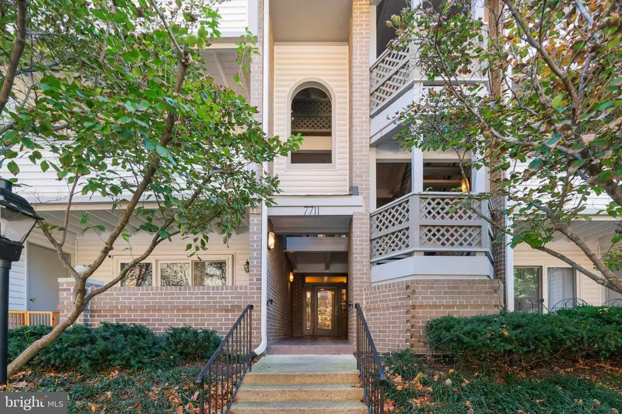 7711 Lafayette Forest Dr #22, Annandale, VA 22003 - Image #2