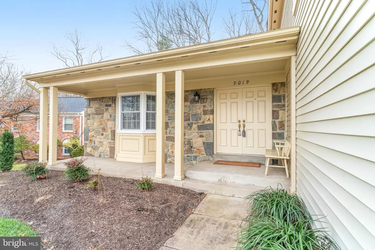 9019 Octavia Ct, Springfield, VA 22153 - Image #1