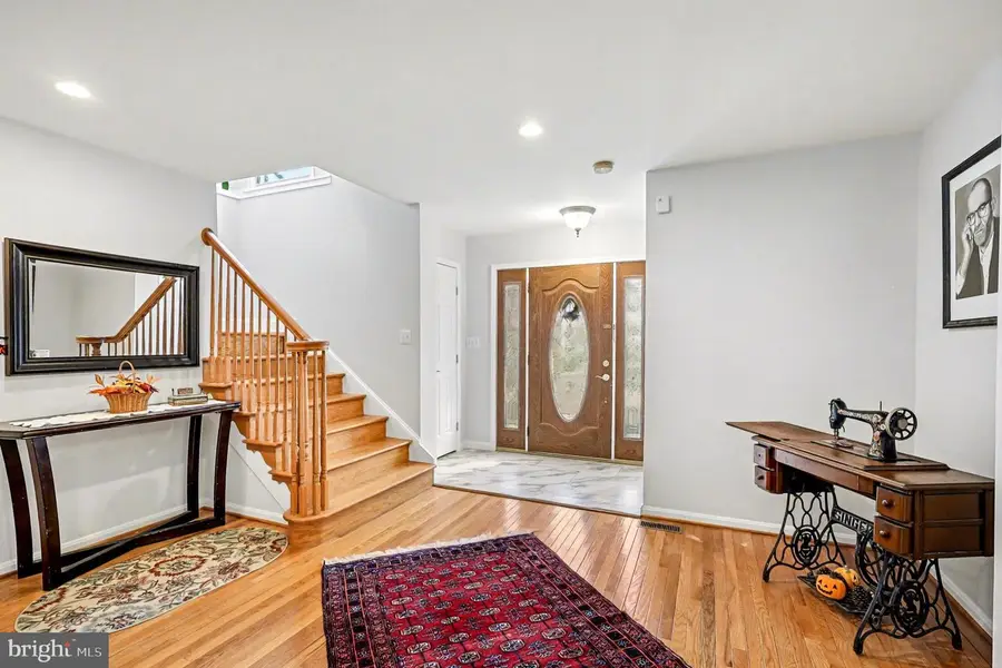 3120 Collie Ln, Falls Church, VA 22041 - Image #2