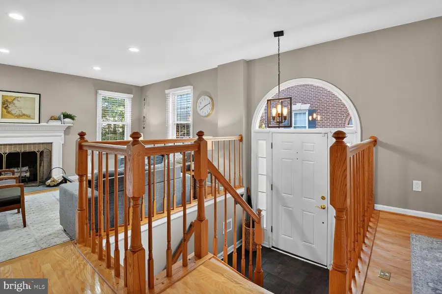 6620 Haltwhistle Ln, Alexandria, VA 22315 - Image #3