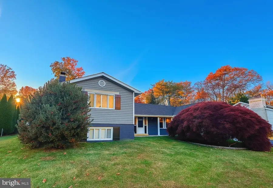 4816 Dodson Dr, Annandale, VA 22003 - Image #2