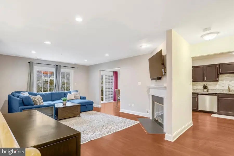 4311 Runabout Ln #90, Fairfax, VA 22030 - Image #2