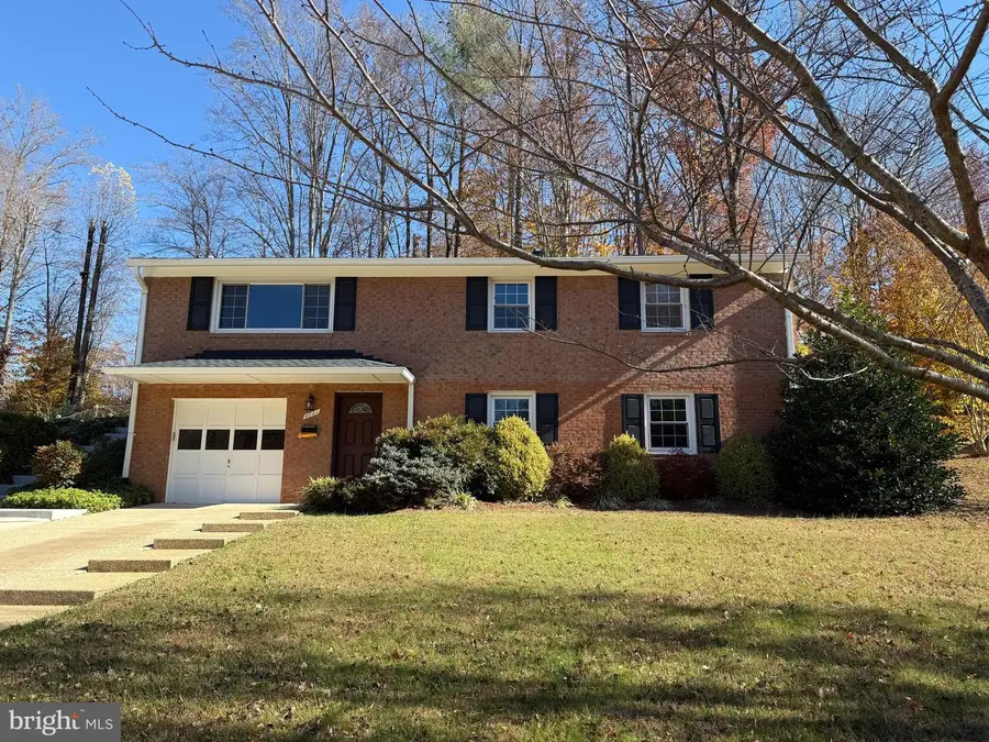 4721 Springbrook Dr, Annandale, VA 22003 - Image #2